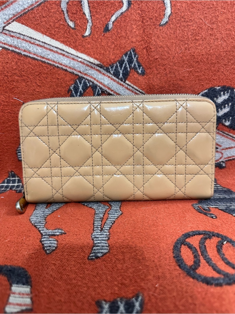 Christian Dior ❤️🌟Cannage Continental Zip Wallet ⭐️
